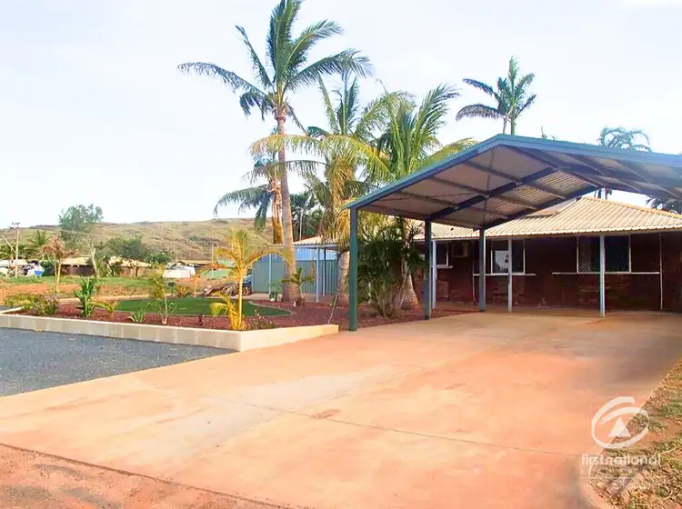 18 Cowan Way