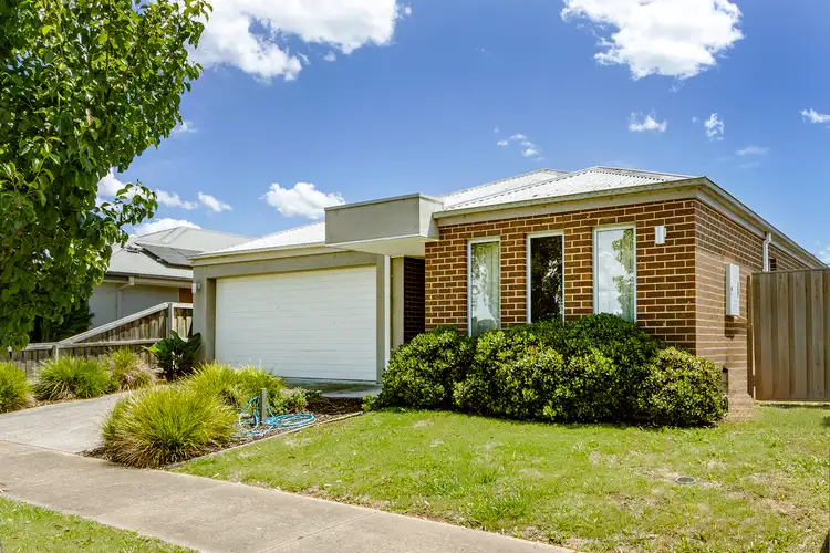 Main view of Homely house listing, 8 Billabong Avenue, Sale VIC 3850