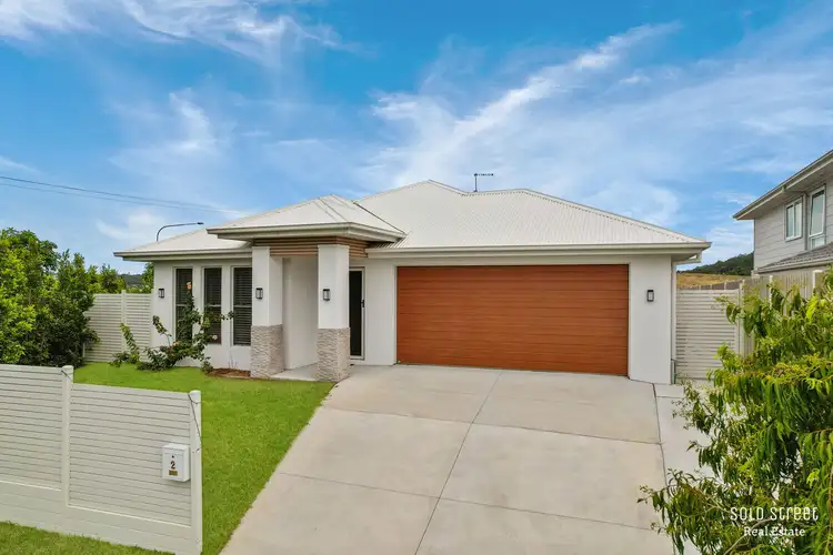 2 Niche Glade Circuit, Maudsland QLD 4210