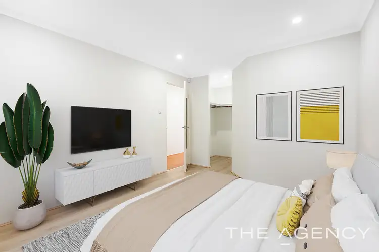 Second view of Homely house listing, 5 Wah Court, Atwell WA 6164