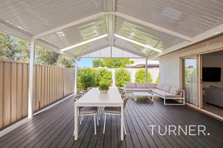 10 Arkle Place, Woodcroft SA 5162