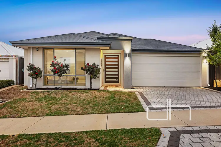 Second view of Homely house listing, 6 Sissinghurst Crescent, Landsdale WA 6065