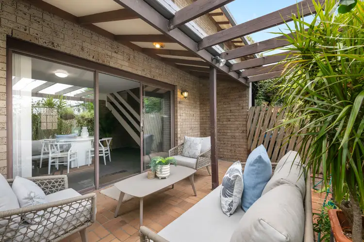 Main view of Homely unit listing, 5/34 Underhill Avenue, Indooroopilly QLD 4068