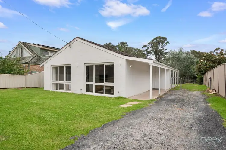 6 Carmen Place, Freemans Reach NSW 2756