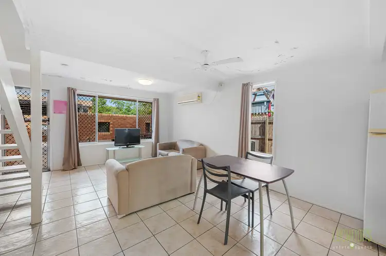 Fourth view of Homely apartment listing, 4/105 Auckland Street, Gladstone Central QLD 4680