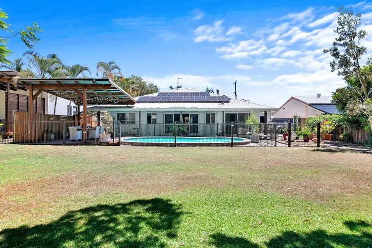 Main view of Homely house listing, 122 Kingfisher Parade, Toogoom QLD 4655