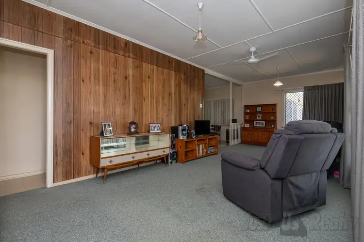 1 McCarthy Road, Avenell Heights QLD 4670