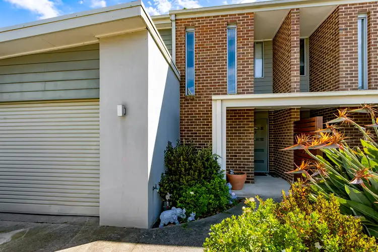 Second view of Homely townhouse listing, 5/42 Ross Street, Sale VIC 3850