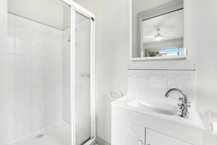 Fourth view of Homely house listing, 2/8 Market Street, Sale VIC 3850