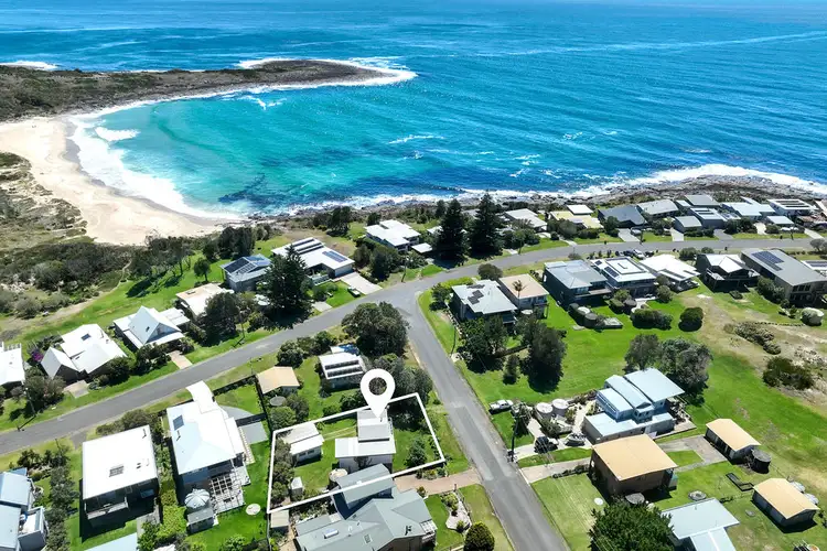 3 Malibu Drive, Bawley Point NSW 2539