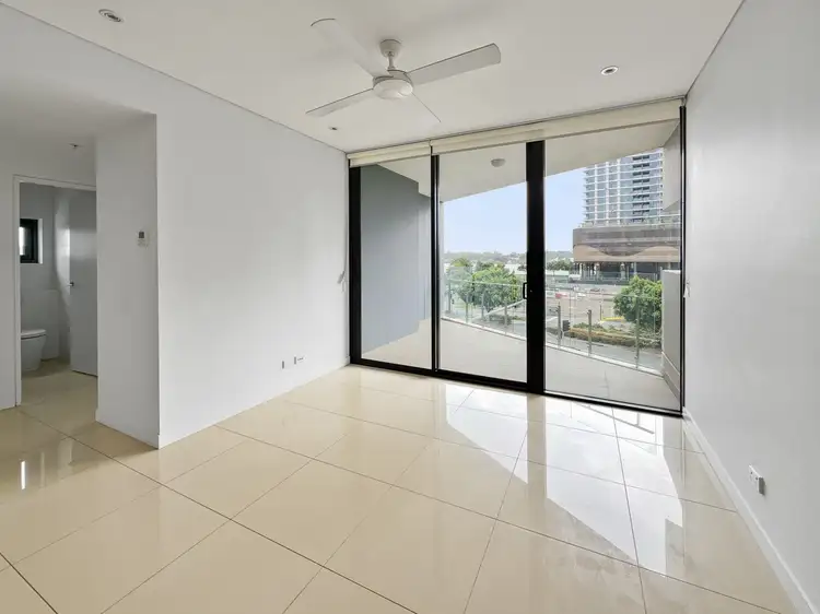 Third view of Homely apartment listing, 3032/33 Remora Road, Hamilton QLD 4007