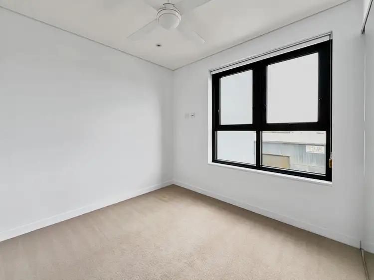 Fifth view of Homely apartment listing, 3032/33 Remora Road, Hamilton QLD 4007