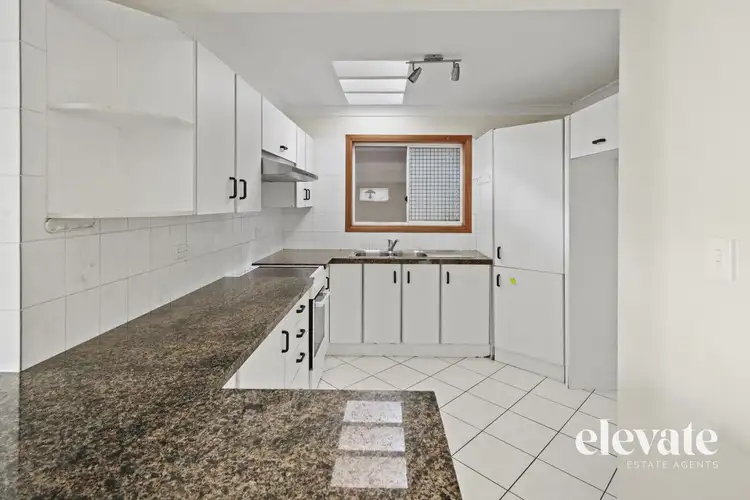 17 Marmion Parade, Taringa QLD 4068