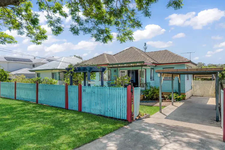 25 Gladstone Street, Brighton QLD 4017