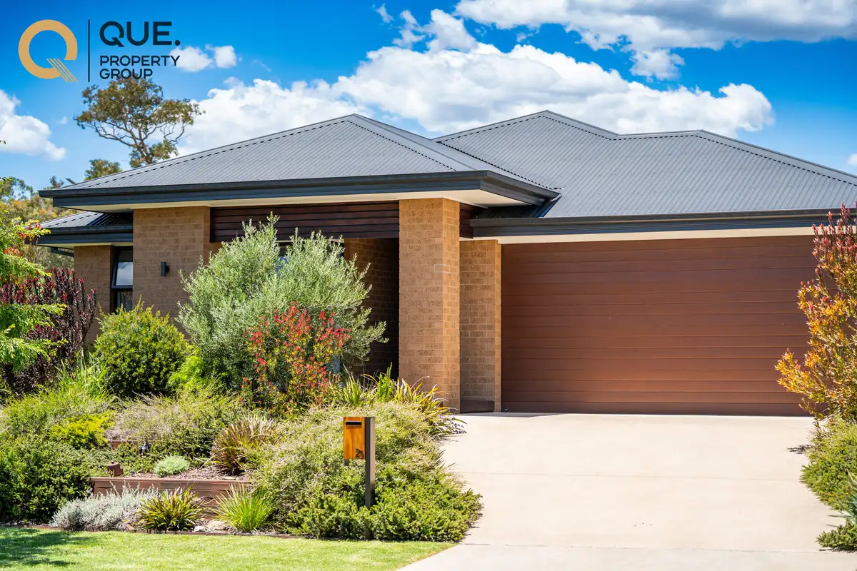 Main view of Homely house listing, 25 Erlandsen Circuit, Wodonga VIC 3690