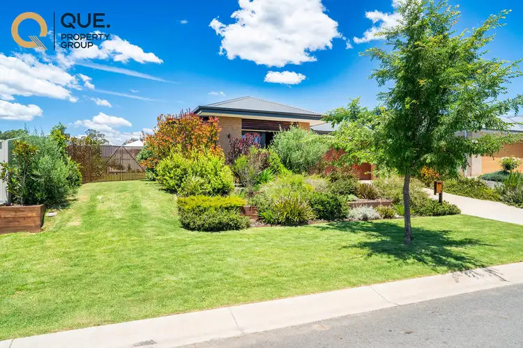 Second view of Homely house listing, 25 Erlandsen Circuit, Wodonga VIC 3690