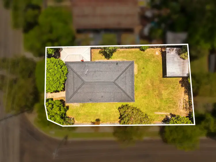 7 Kevin Street, Riverview QLD 4303