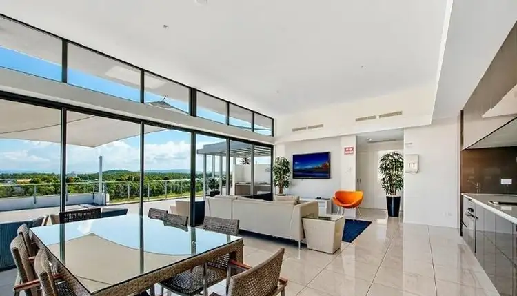 203/11 Compass Drive, Biggera Waters QLD 4216