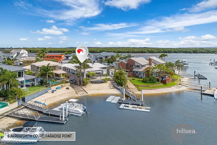 6 Arrowsmith Court, Paradise Point QLD 4216
