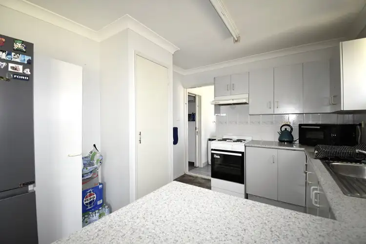 Fifth view of Homely house listing, 6 Gleeson Close, Gracemere QLD 4702