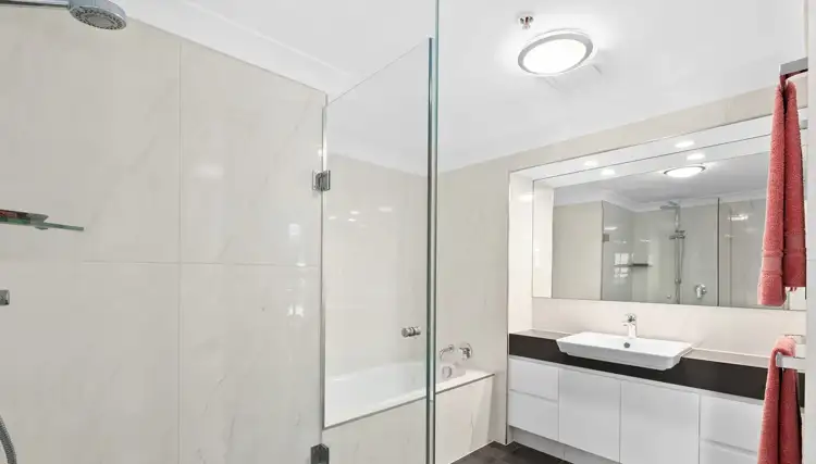 Seventh view of Homely apartment listing, 30/30 O'Connell Street, Kangaroo Point QLD 4169