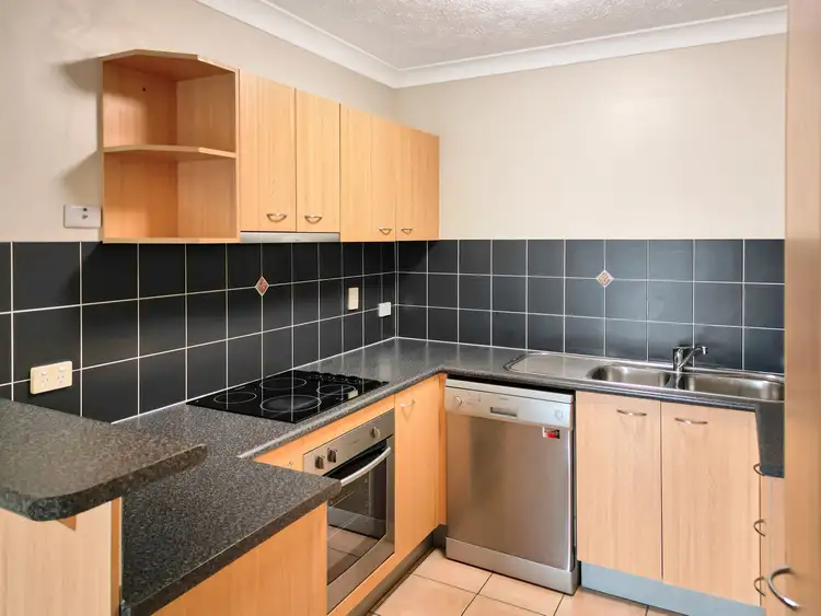 Sixth view of Homely unit listing, 4/9 McNaughton Street, Redcliffe QLD 4020