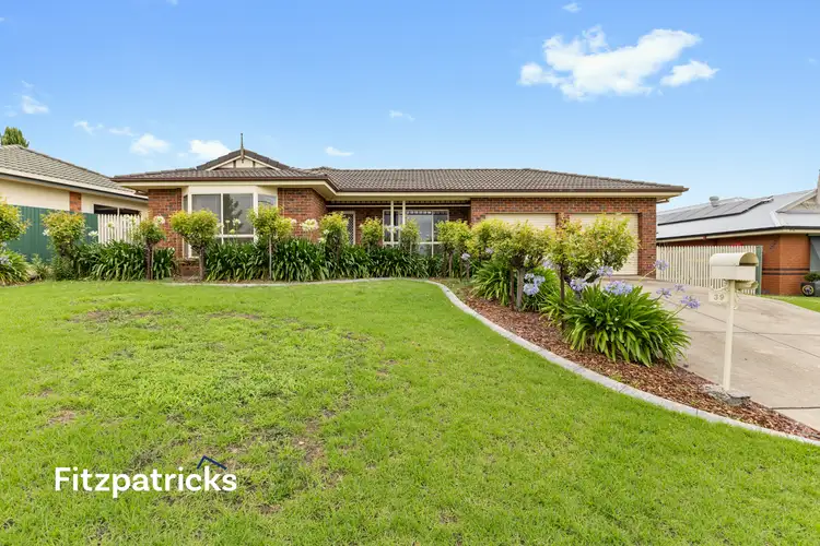 39 Fay Avenue, Kooringal NSW 2650