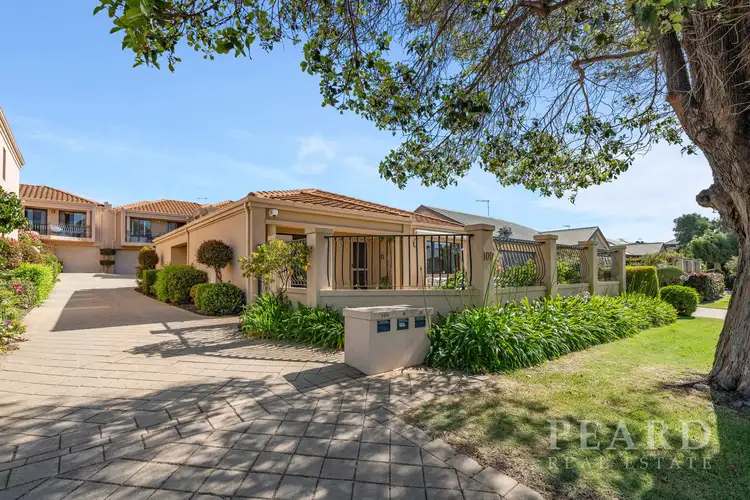 2/109 Manning Street, Scarborough WA 6019