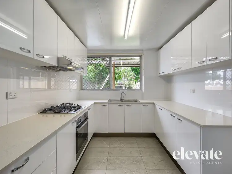 4 Abingdon Street, Woolloongabba QLD 4102