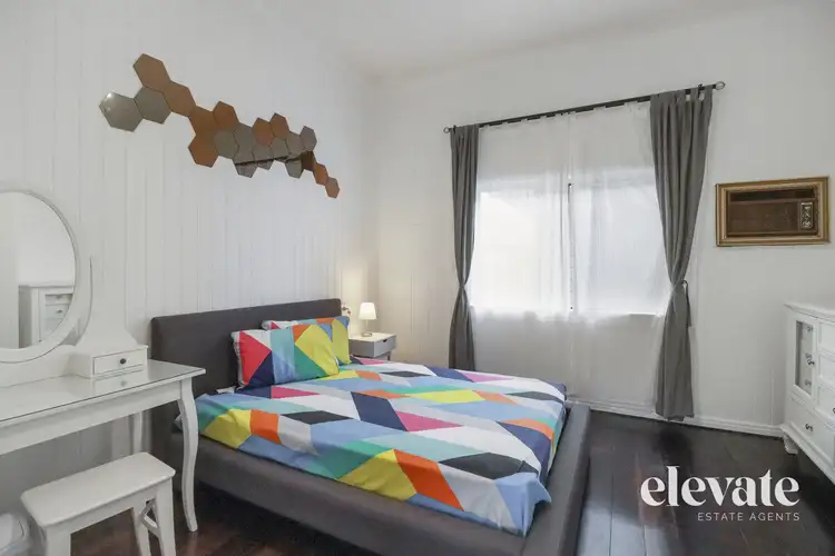 86 Deighton Road, Dutton Park QLD 4102