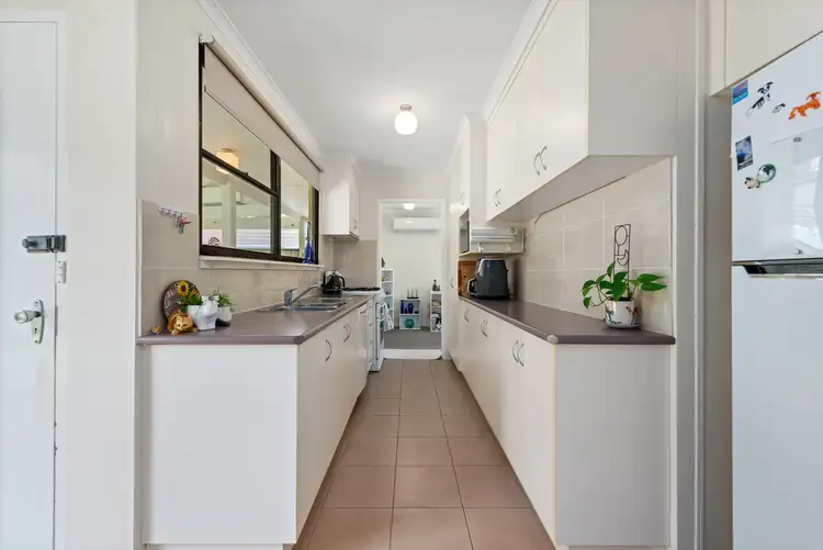 Second view of Homely house listing, 9 Shepherd Court, Sale VIC 3850