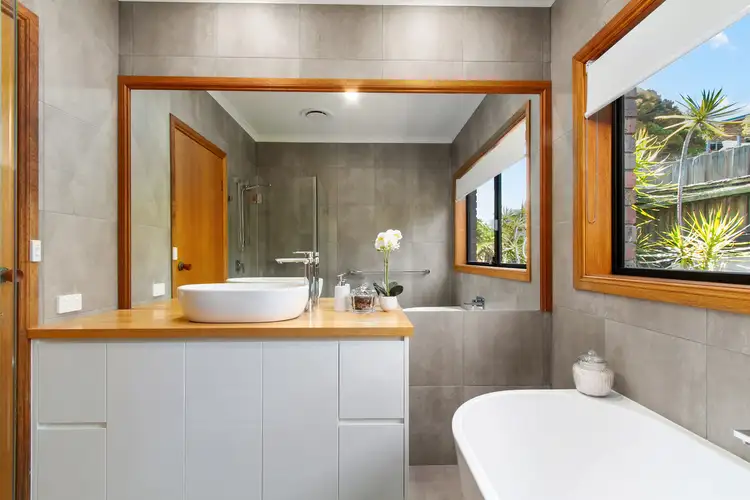 Third view of Homely house listing, 3 Hillcrest Rise, Lakes Entrance VIC 3909
