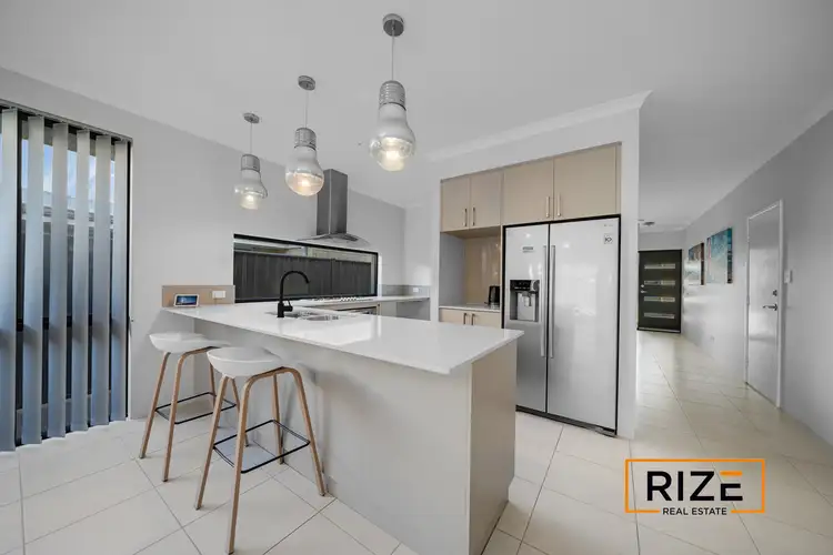 43 Dragonfly Road, Banksia Grove WA 6031