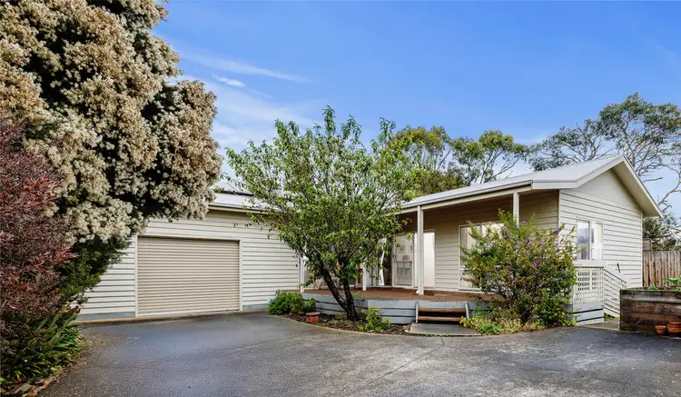Main view of Homely unit listing, 2/20 Cleeland Street, Newhaven VIC 3925