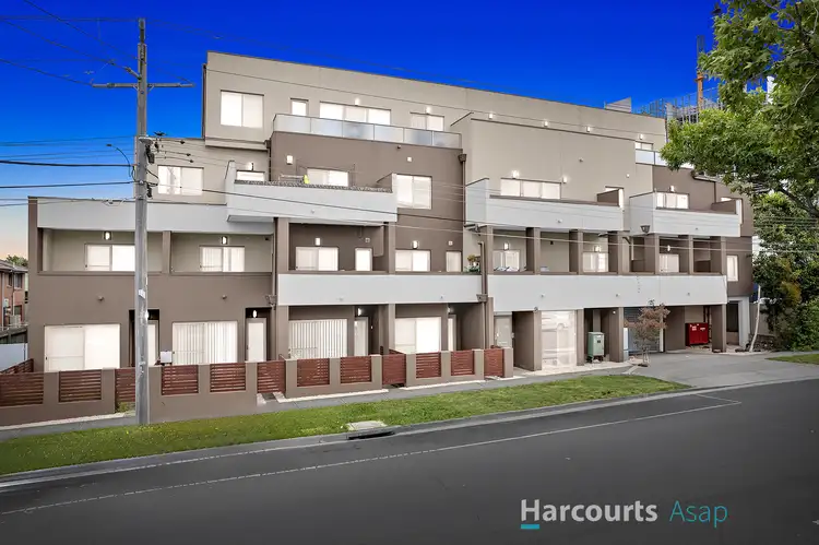 2-4 Hutton Street