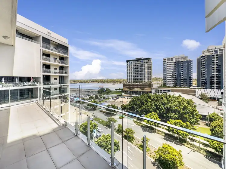 1091/33 Remora Road, Hamilton QLD 4007
