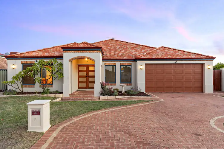 6 Bluefields Parkway, Port Kennedy WA 6172