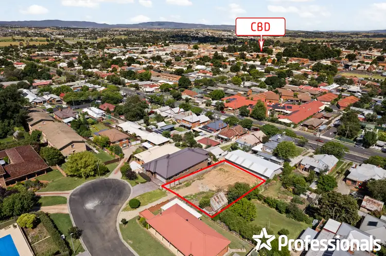6 Gunning Street