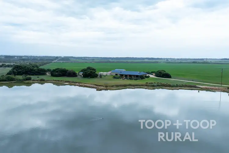 248 Bongalong Road, Hindmarsh Island SA 5214