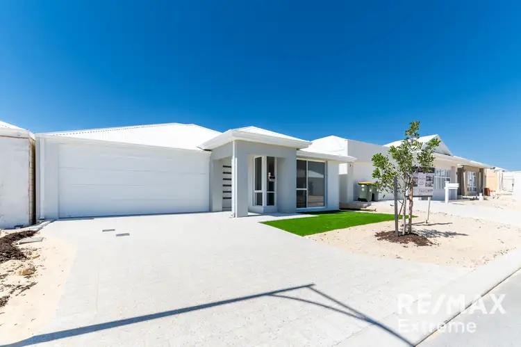 13 Junonia Way
