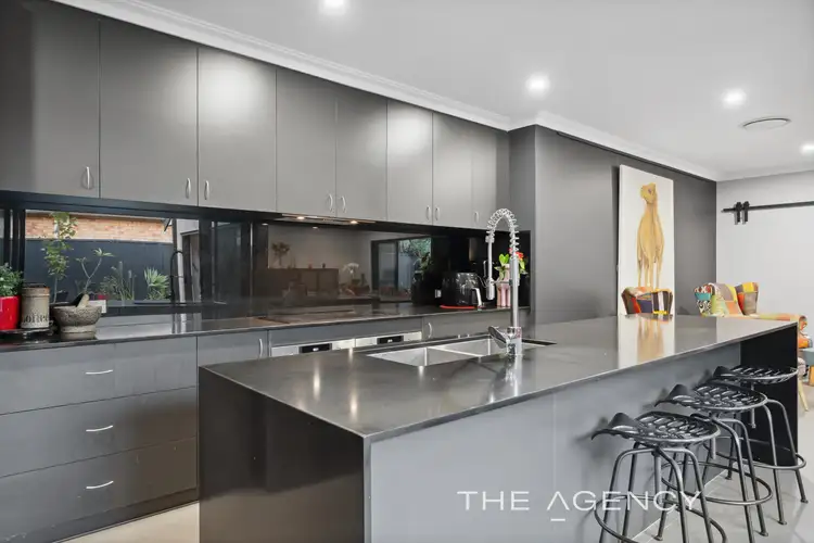 13 Stirk Road, Alfred Cove WA 6154