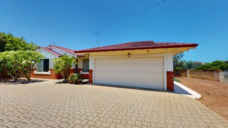 2/19 Geordie Court, Coogee WA 6166
