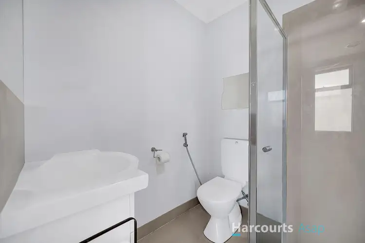 Fifth view of Homely townhouse listing, 6 Stenocarpus Drive, Doveton VIC 3177