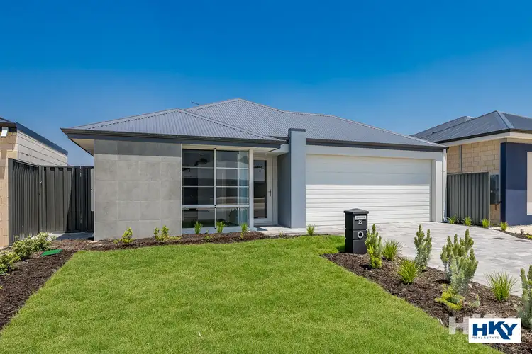 25 Clementine Boulevard