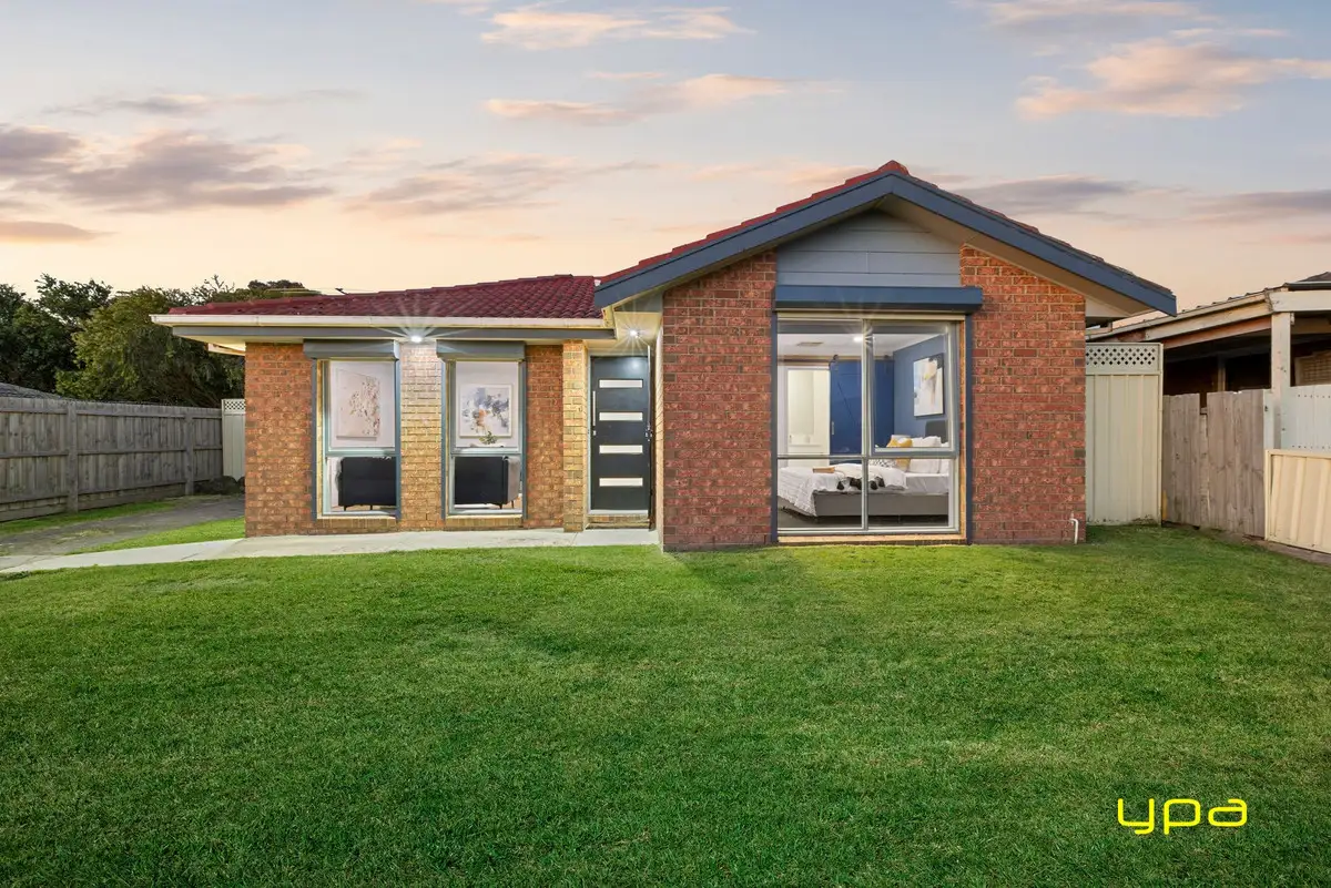 Main view of Homely house listing, 5 Brentwood Drive, Cranbourne North VIC 3977