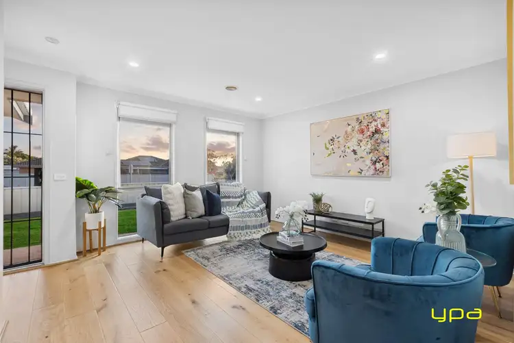 Second view of Homely house listing, 5 Brentwood Drive, Cranbourne North VIC 3977