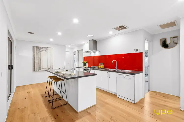 Fourth view of Homely house listing, 5 Brentwood Drive, Cranbourne North VIC 3977