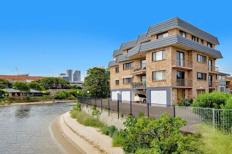5/33 Surfers Avenue, Mermaid Waters QLD 4218