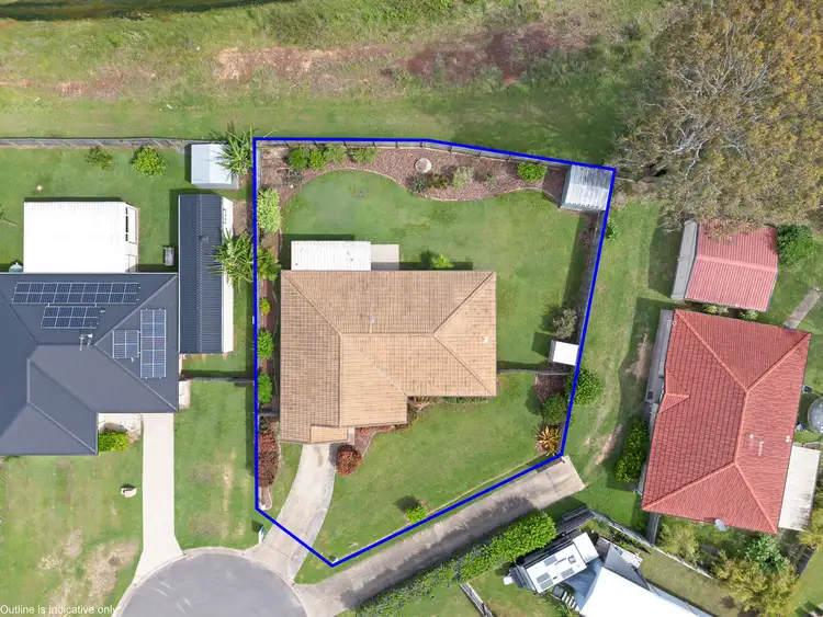 Second view of Homely house listing, 6 Malcolm Court, Point Vernon QLD 4655