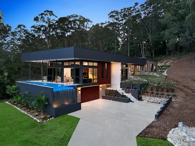 27 Martha Ruddy Way, Tallebudgera QLD 4228